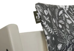 Jollein Botanical Leaf Green Meegroei Stoelverkleiner 019-533-66073 -Winkel Voor Babyproducten jollein botanical leaf green meegroei stoelverkleiner 019 533 66073 3