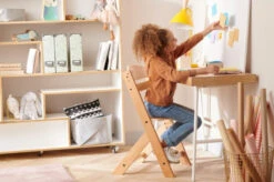 Kinderkraft Enock Grijs Meegroei Kinderstoel KKKENOCGRYF000 -Winkel Voor Babyproducten kinderkraft enock wit meegroei kinderstoel kkkenocnat0000 10 1