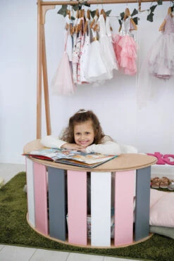 Luna Toys Houten Tafelblad Voor Schommelstoel LU-36912 11 Luna Toys Houten Tafelblad Voor Schommelstoel LU-36912 -Winkel Voor Babyproducten luna toys houten tafelblad voor schommelstoel lu 36912 3