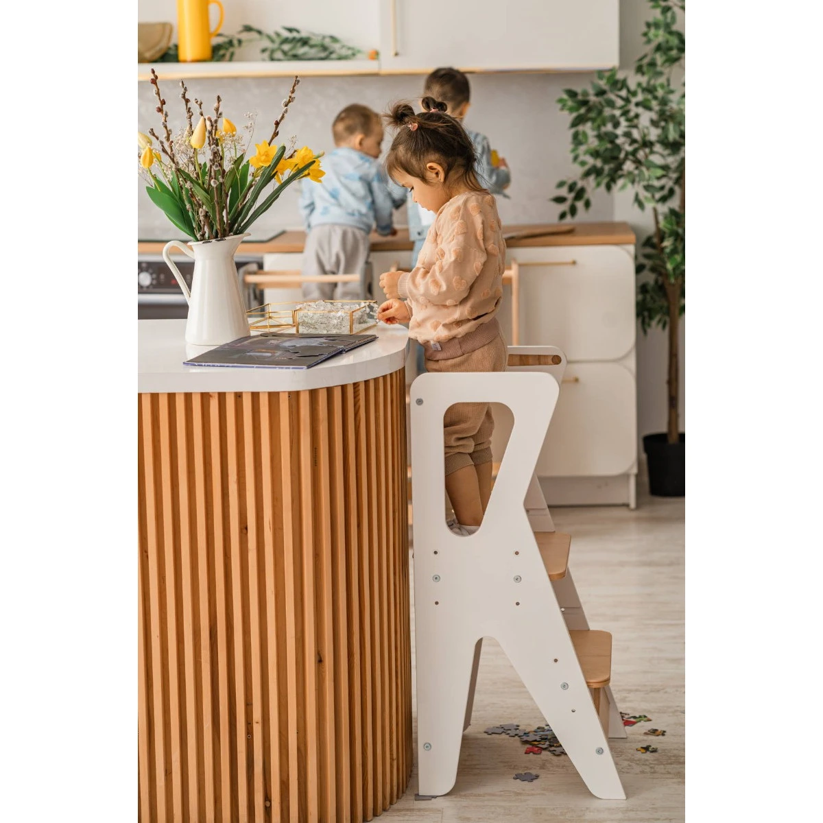 Luna Toys Wit Houten Leertoren Keukenhulp LU-00552 5 Luna Toys Wit Houten Leertoren Keukenhulp LU-00552 - Afbeelding 4