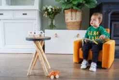 Ding Jamie Velvet Zwart Kinderfauteuil DI-34203 -Winkel Voor Babyproducten mamaloes ding jamie 02 5