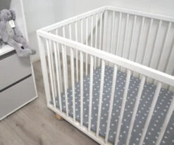 MamaLoes Grey/White Stars Boxdek W-388571 12 MamaLoes Grey/White Stars Boxdek W-388571 -Winkel Voor Babyproducten mamaloes grey white stars boxdek w 388571