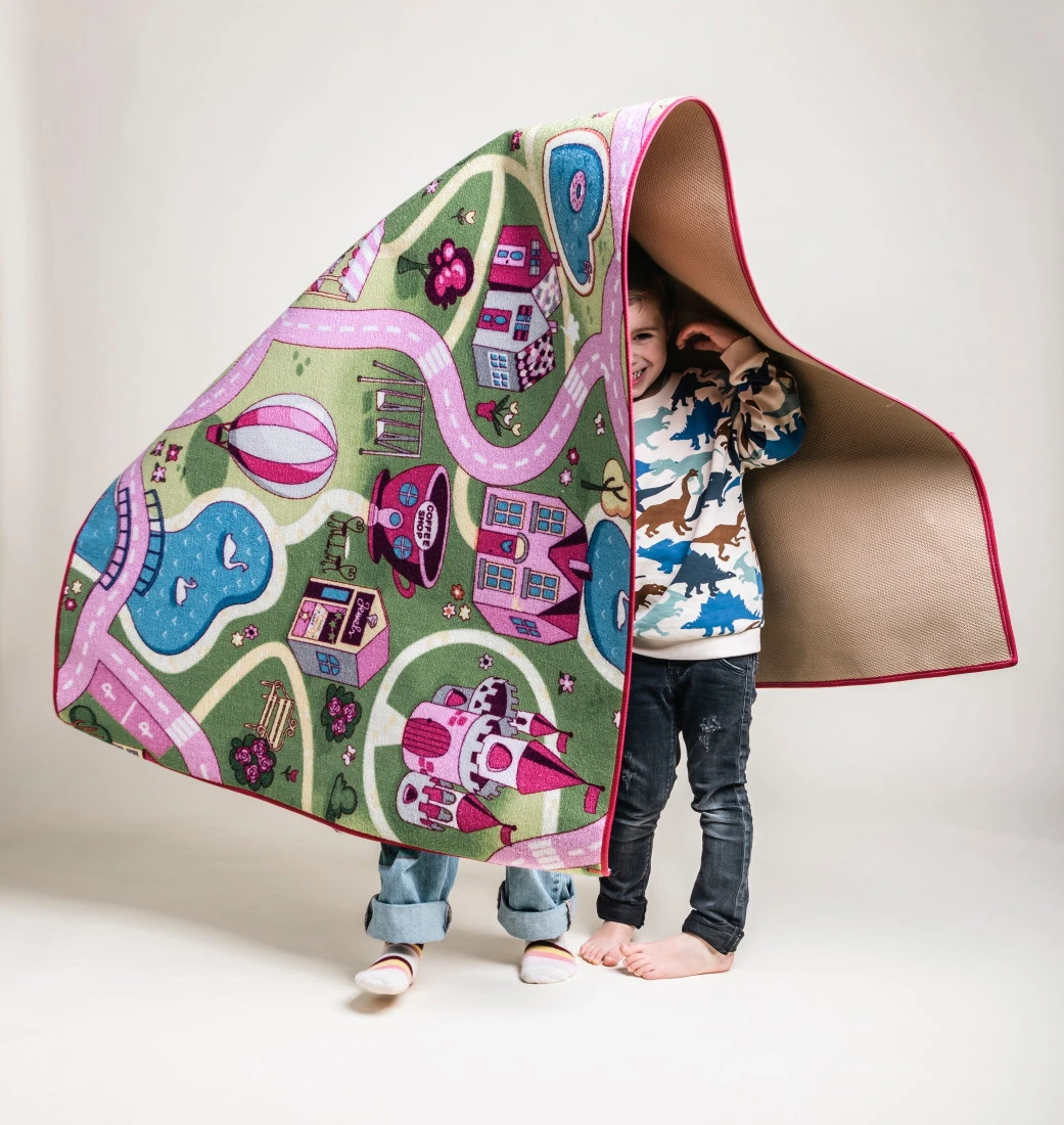 Rebel Roads Fairground Life 95x200 Cm Speelmat RSWTWGA26095200T01 4 Rebel Roads Fairground Life 95x200 Cm Speelmat RSWTWGA26095200T01 - Afbeelding 2