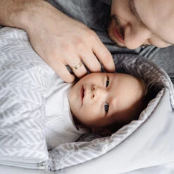 Zaffiro Grey Leaves Basic 5-in-1 Voetenzak 7572 -Winkel Voor Babyproducten zaffiro basic 5 in 1 voetenzak 2